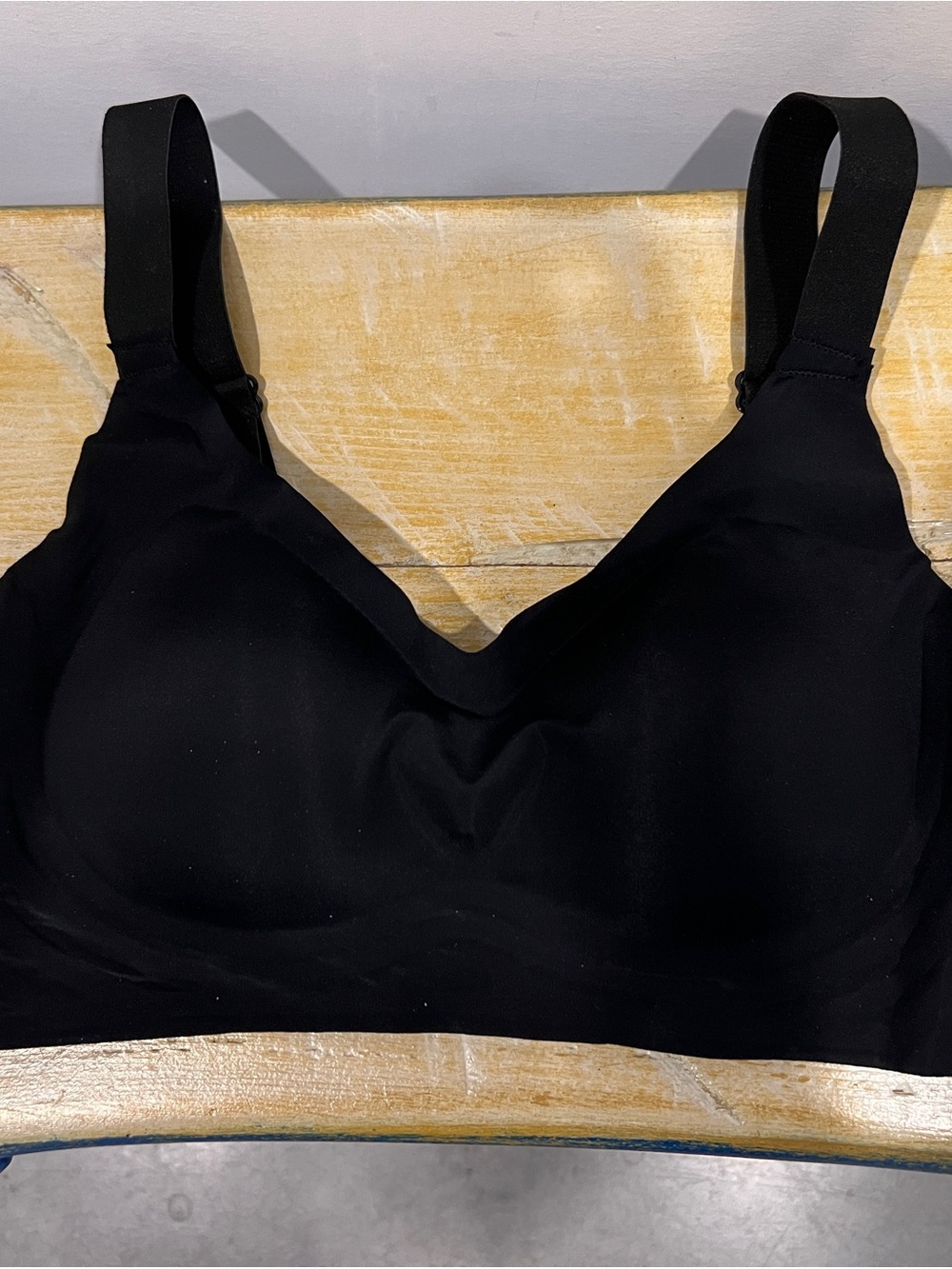 Everyday Seamless Black Wireless Bra - Comfort Lift